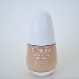 Clinique Even Better Clinical Serum Foundation- SPF 25